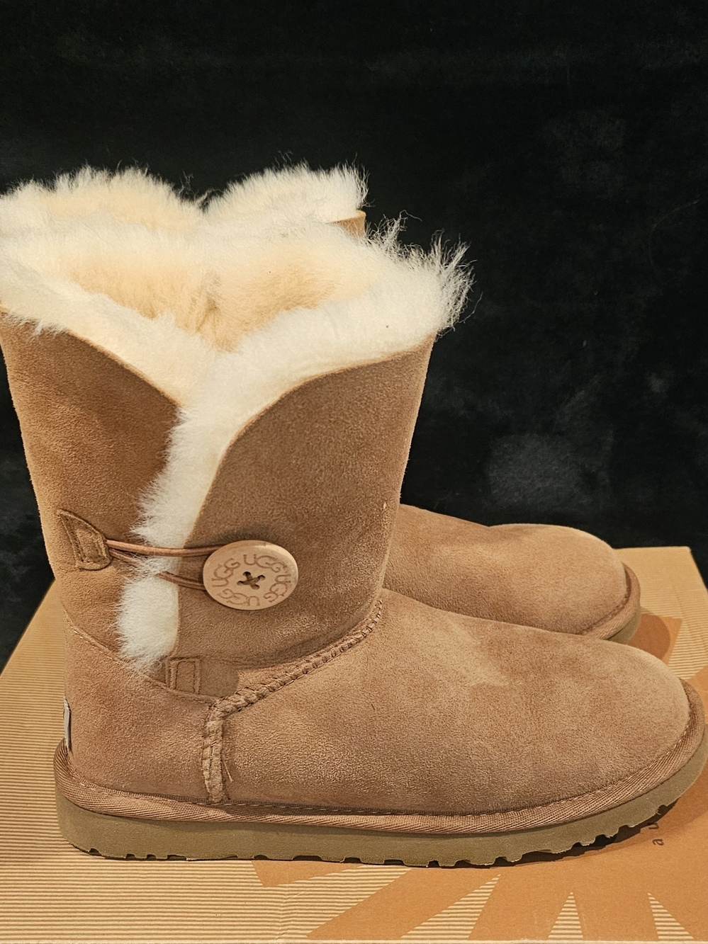 UGG Classic Button Mini Sheepskin Boot - Chestnut